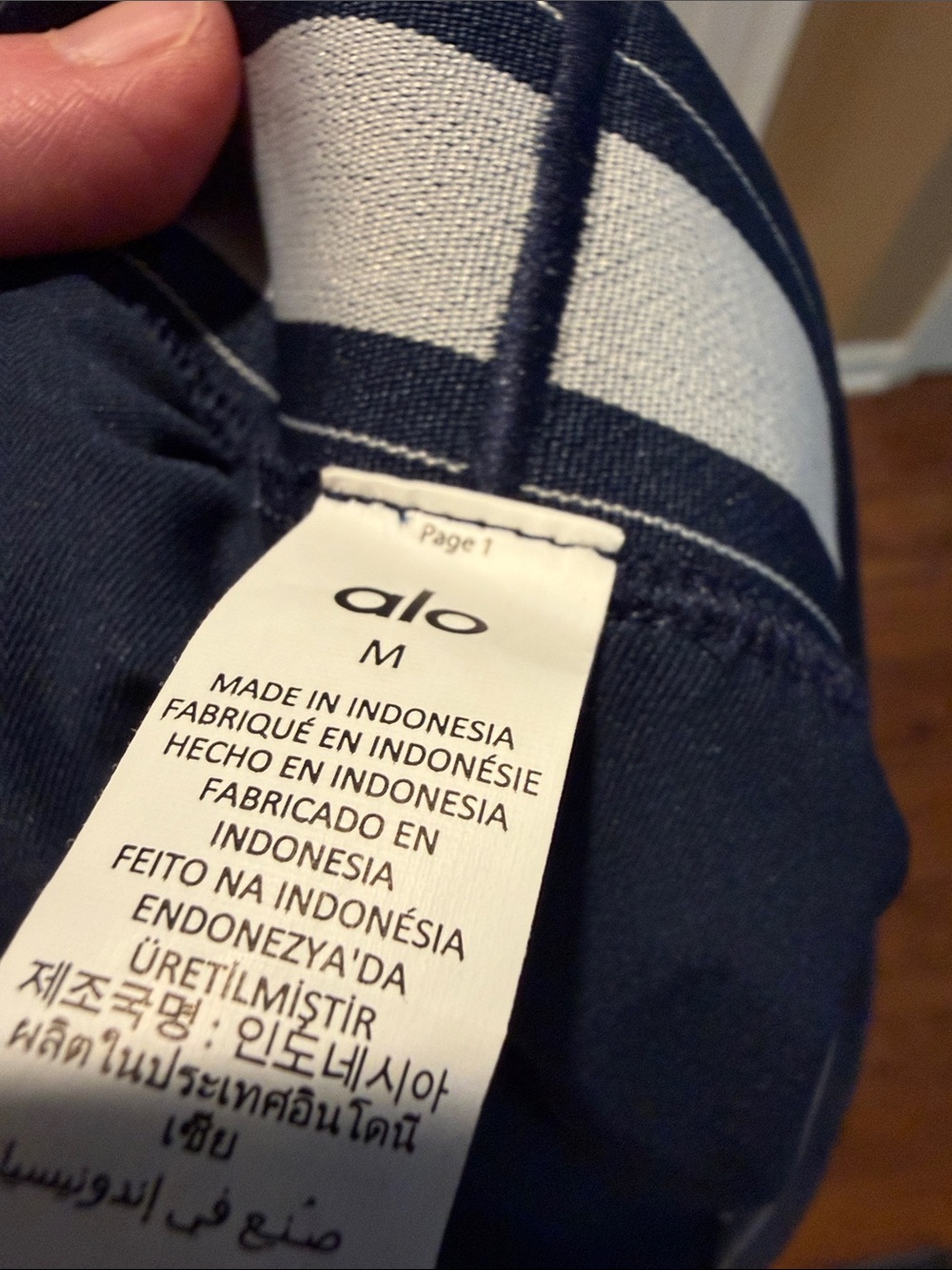 ALO Match Point Short - Navy Size M - Picture 4 of 4